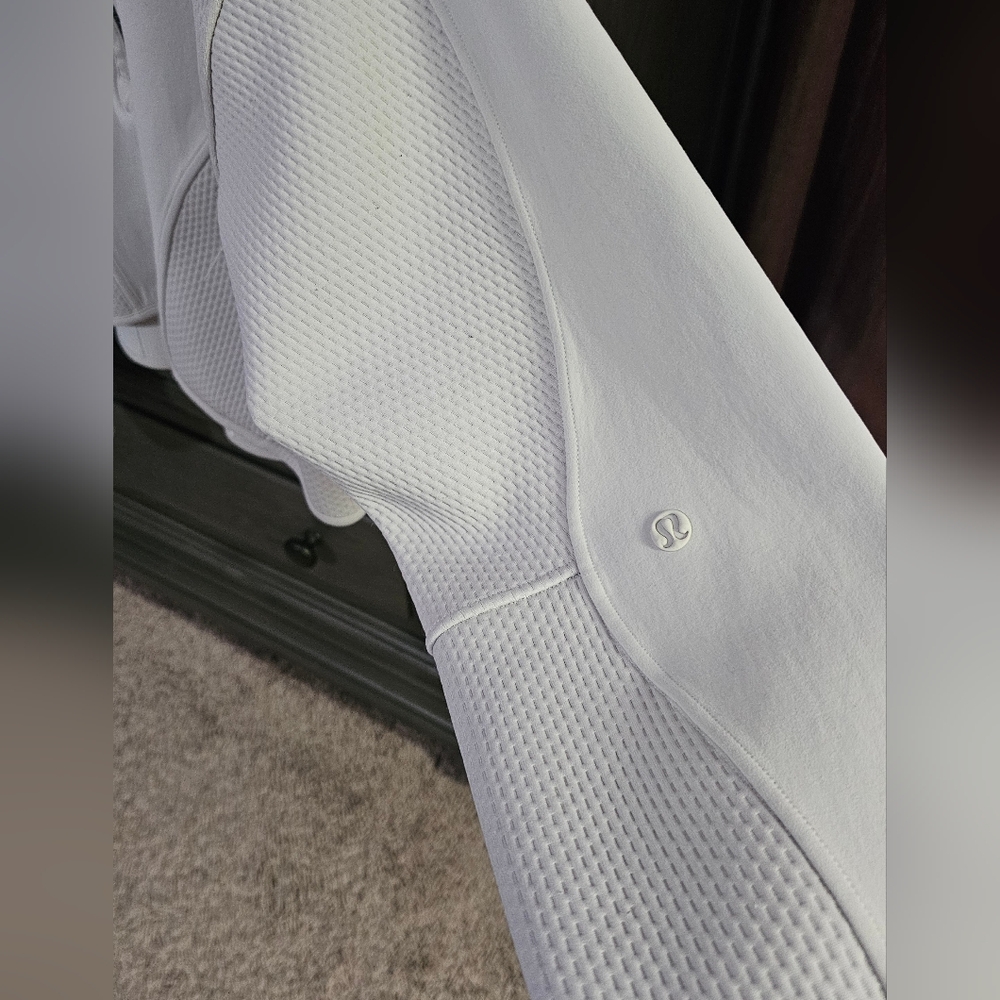 Lululemon Pullover - image 4